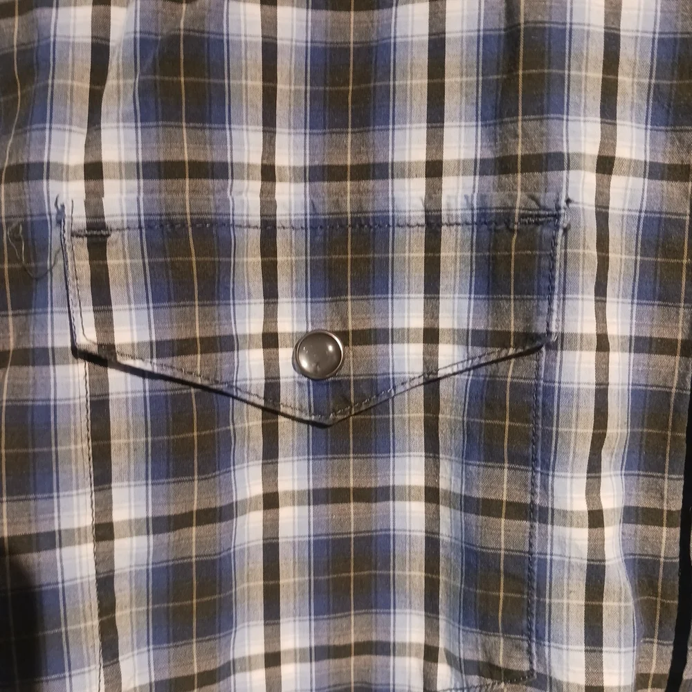 Banana Republic Men's Pearl Snap Blue Plaid Button-down Shirt, Pockets. Size M